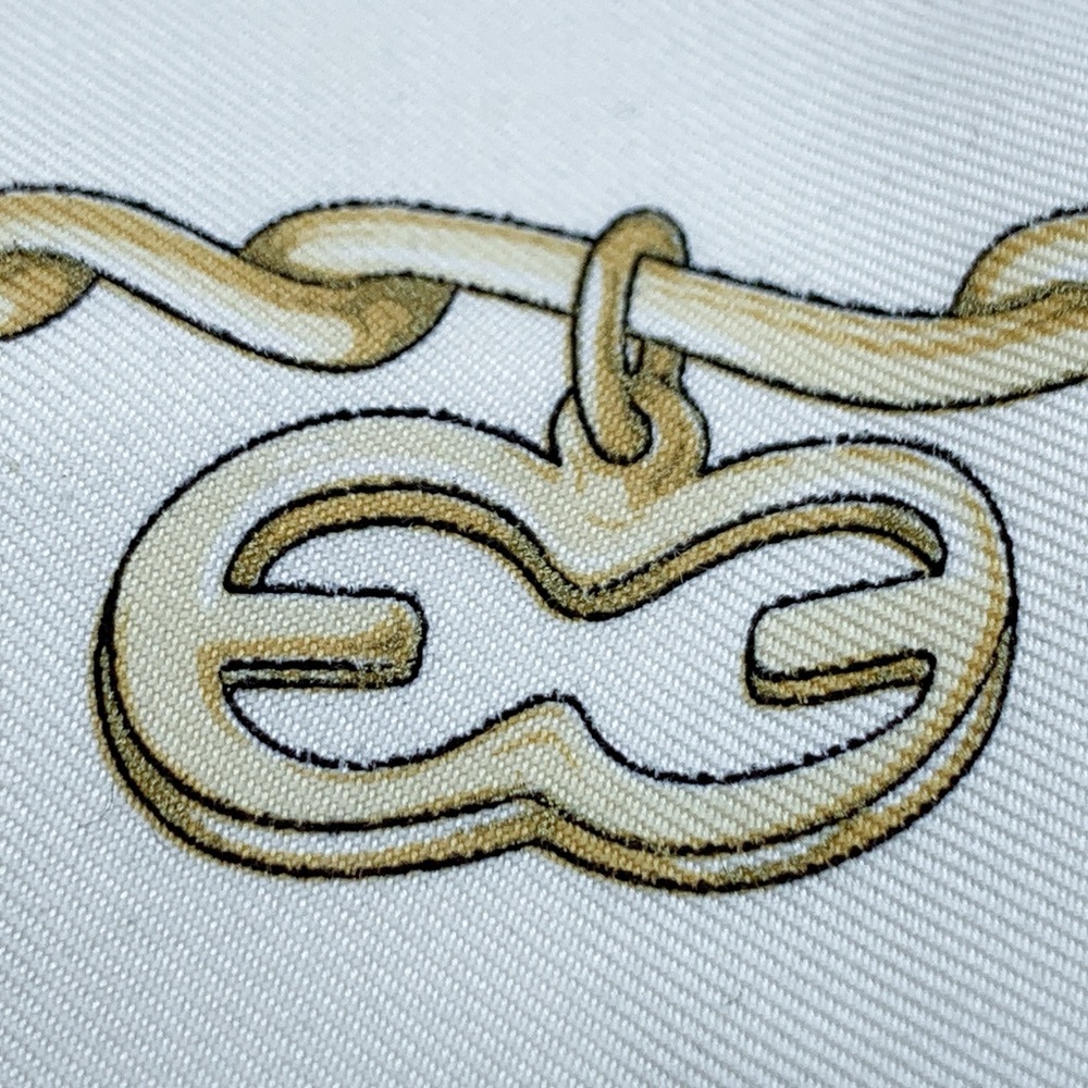 Escada Gold Chainlink Pattern Scarf - Picture 5 of 5